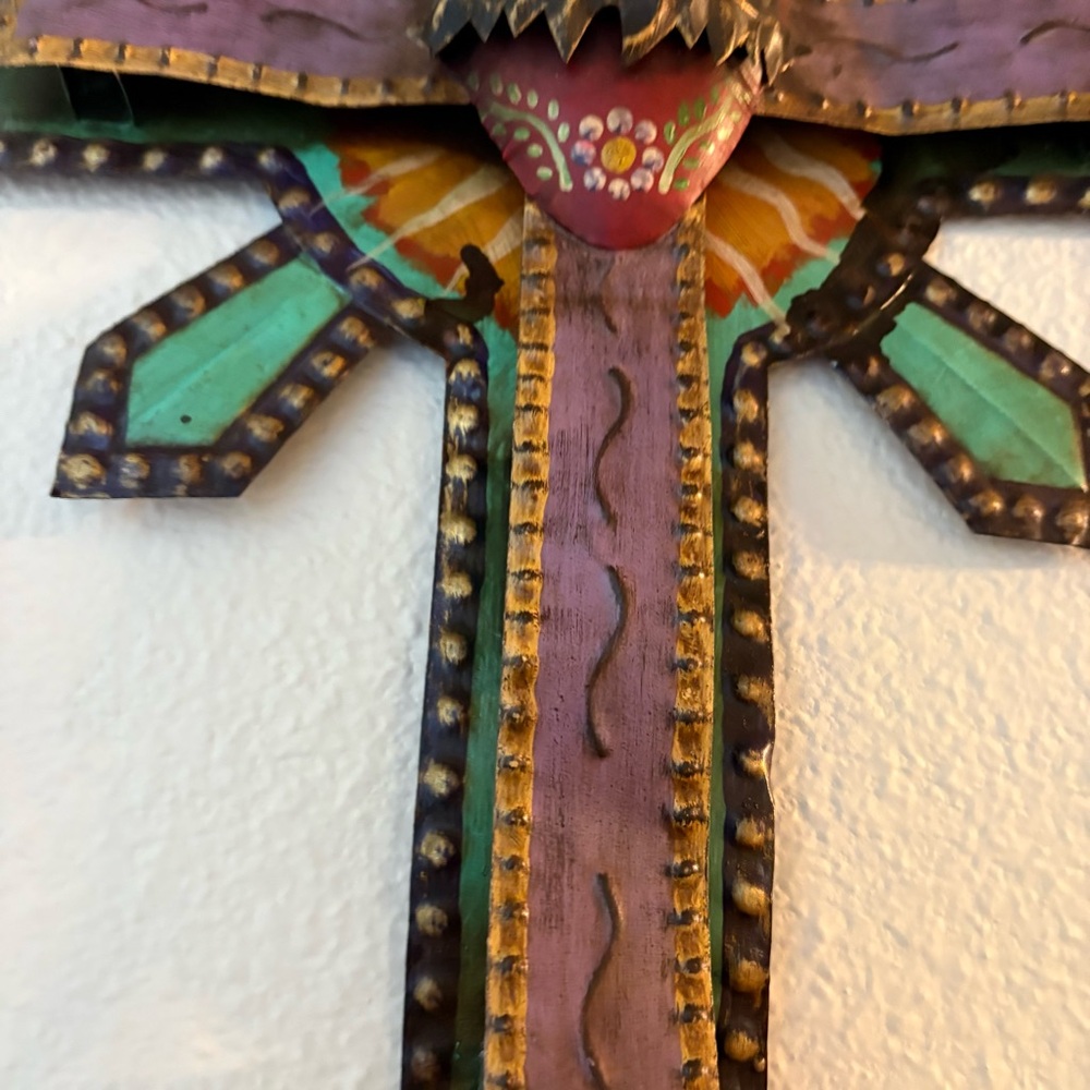Mexican Tin Art Cross - Picture 3 of 6